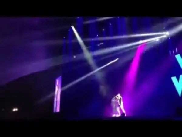 Video: Lil Wayne - Grindin (feat. Drake) (Live in Buffalo, NY)